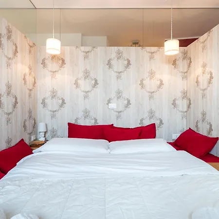 Among The Roofs Of Parma! Parme