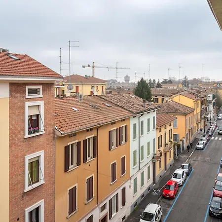 Among The Roofs Of Parma! * Parme